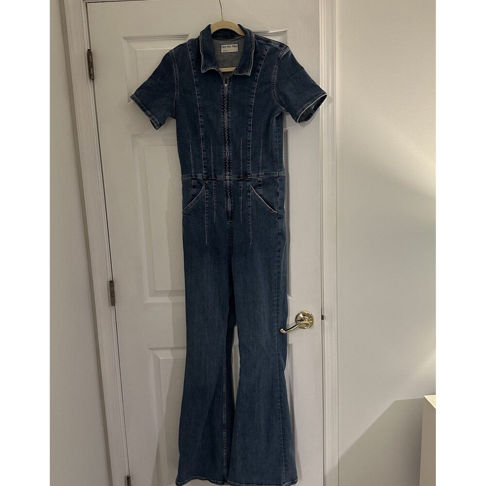 Free People We The Free Jayde Flare Jumpsuit Women Large EUC Blue Denim